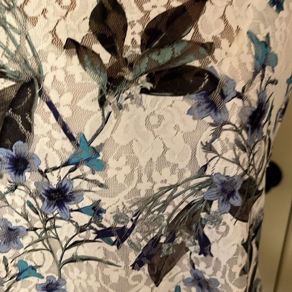 Cupio sleeveless floral layered tunic size medium - Picture 2 of 8